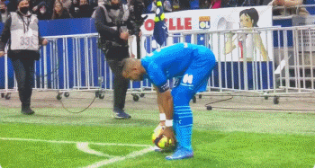 英超疯狂夜：切尔西利物浦双双翻车，11.4亿豪阵不敌升班马