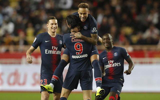 TA分析3-4-3阵型：从链式防守到战术万花筒，攻守易形的现代解法