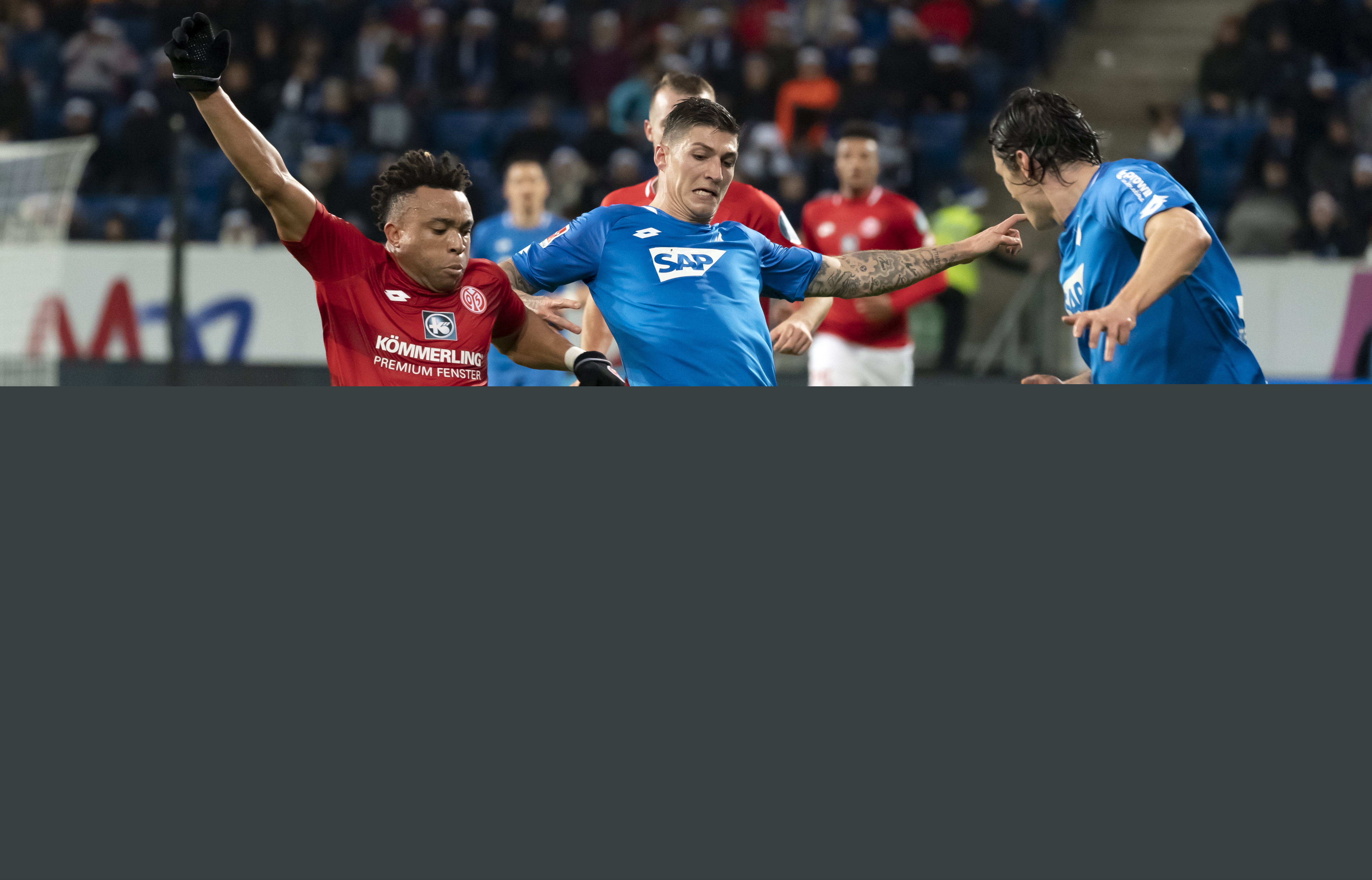 为庆祝美加墨世界杯，与刺客足球鞋融合设计的科8将进行复刻